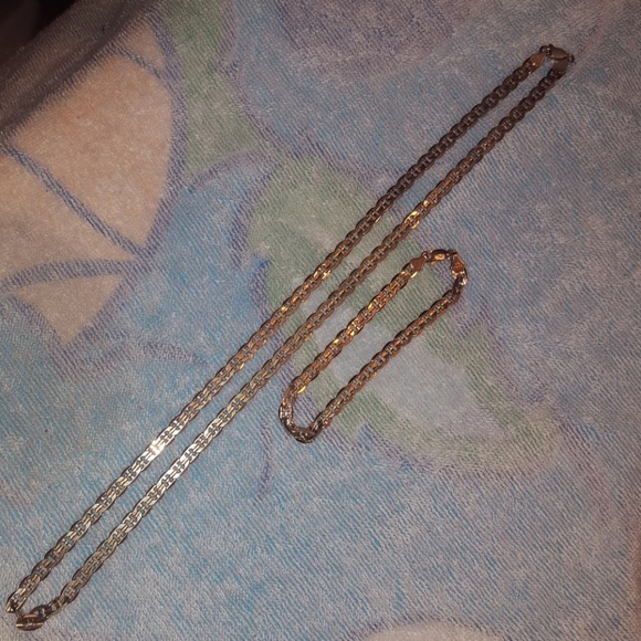 Necklace and bracelet - Picture 3 of 3